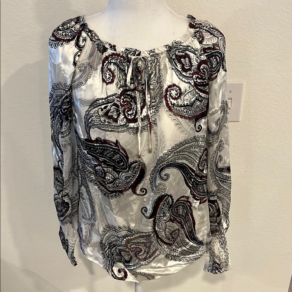 White House Black Market White Paisley Blouse with Tie Front Relaxed Style
